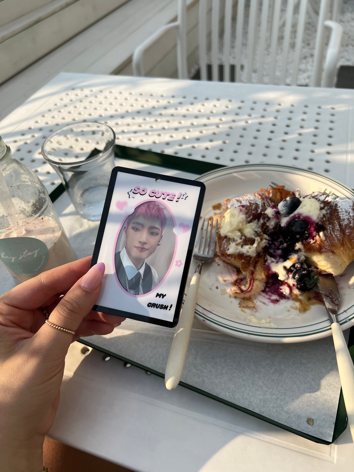 "So Cute!" Acrylic Photocard Holder Keychain